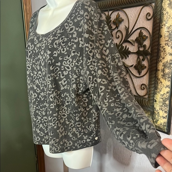 Wild Fable Leopard Print Long Sleeve Sweater - S. XL - Picture 3 of 9